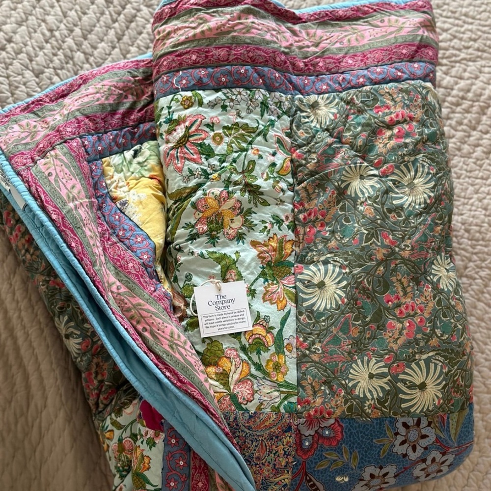 The Company Store Multicolor Floral Quilt